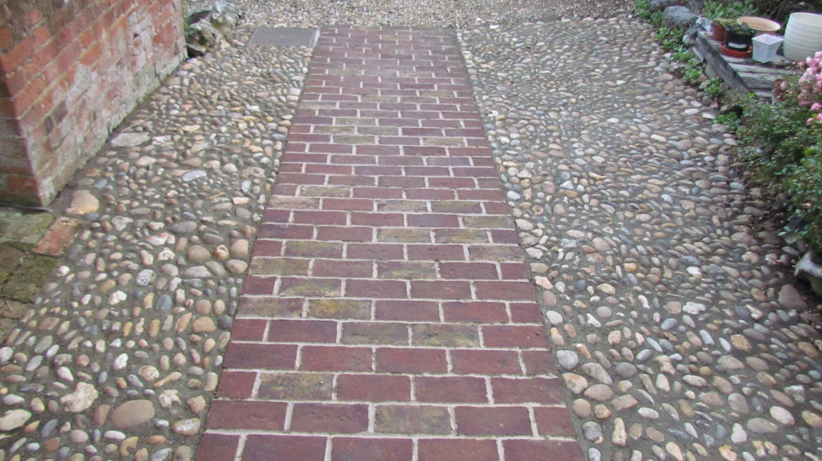 Brick paviours with cobbles